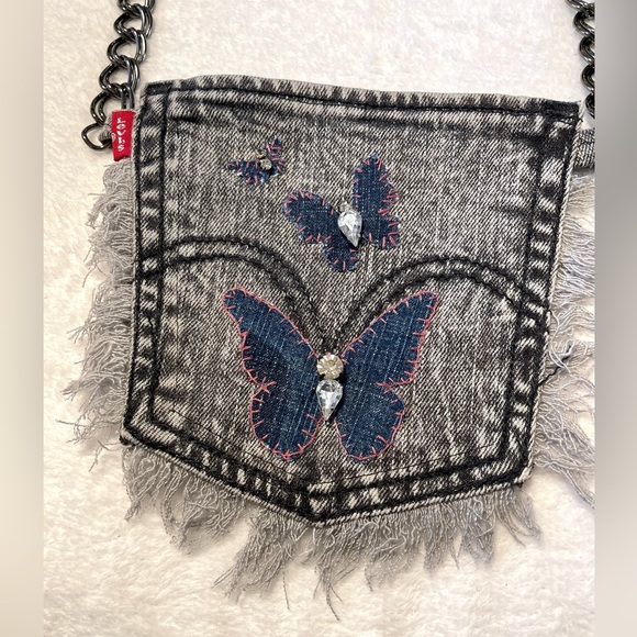 Cross body bag-Upcycled Denim jean bag-strong, made from recycle Levi's jean - Picture 3 of 13
